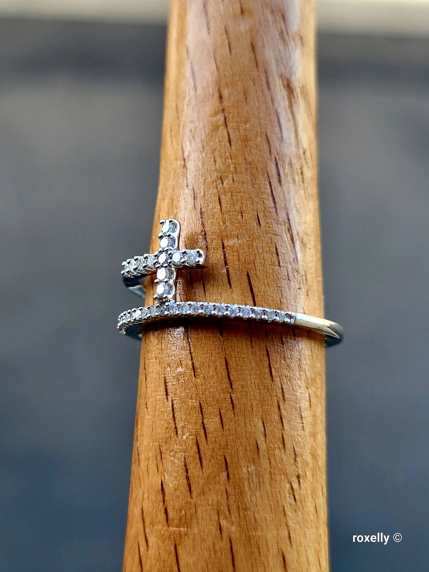 ❤️925 Size 6.75 Sterling Silver Diamond Cross Split Shank Stacked Ring!