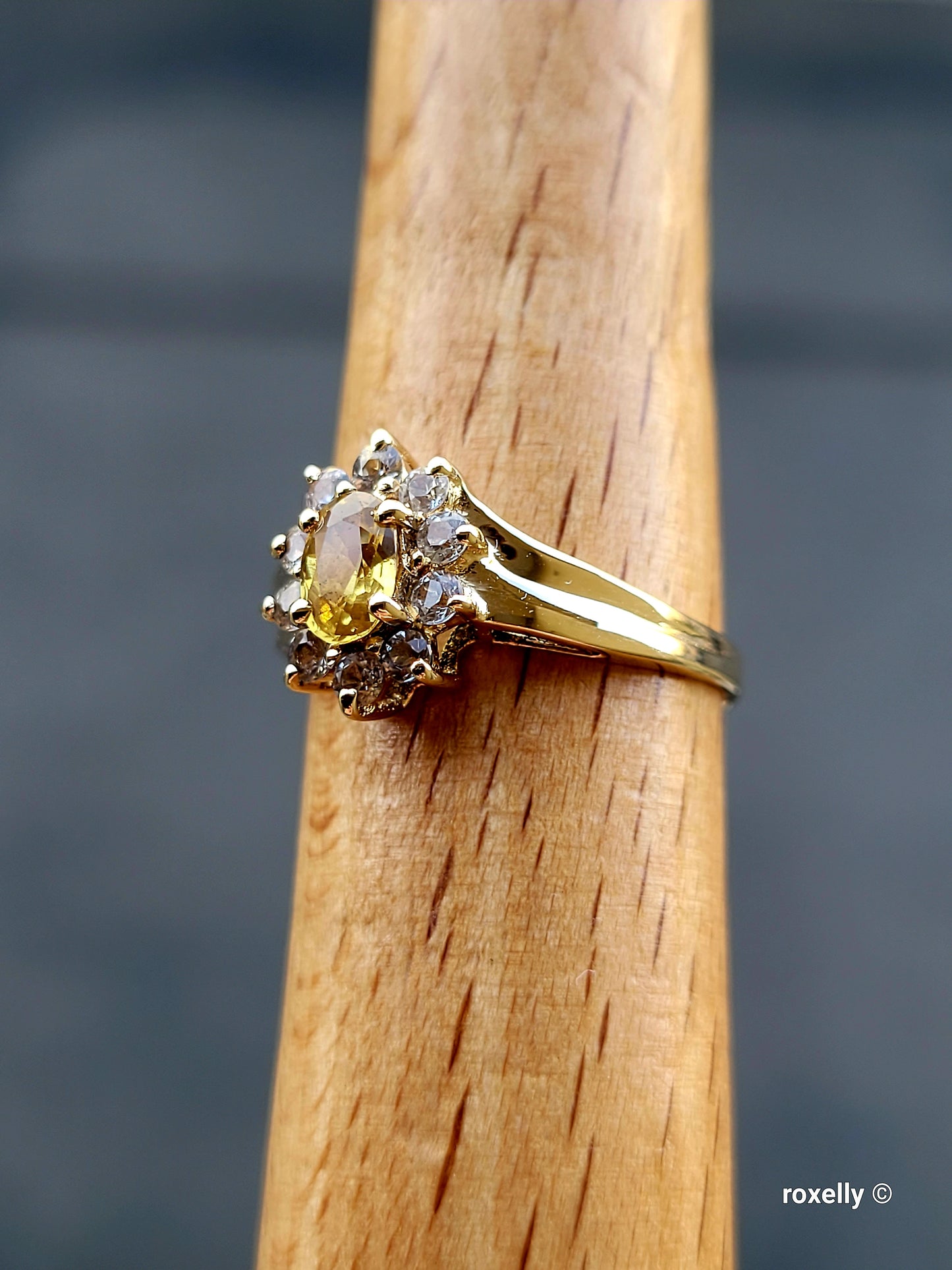 ❤️14k Size 6.75 Precious Solid Yellow Gold Citrine and White Topaz Ring!