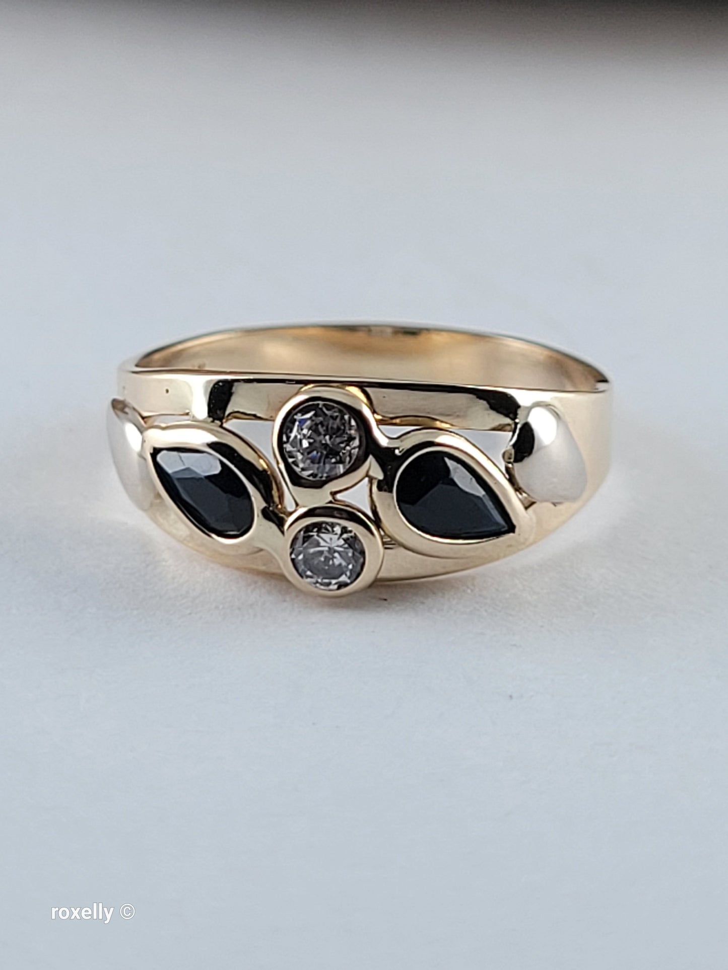 14K Yellow Gold Sapphires and CZ Ring Size 5, Solid Gold - Made in Italy