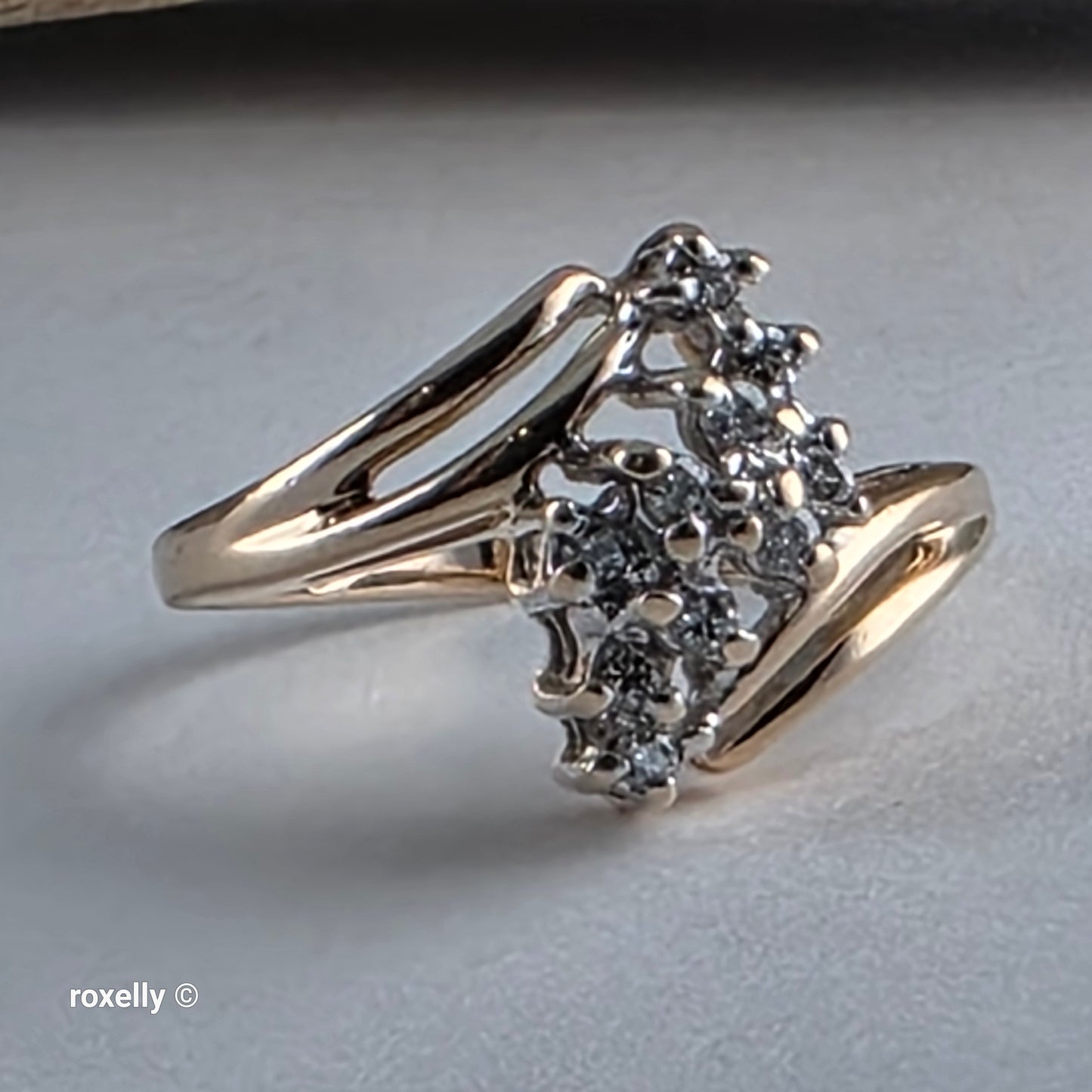14K Yellow Gold Genuine Diamond Cluster Ring Size 5.75 - Solid Gold!