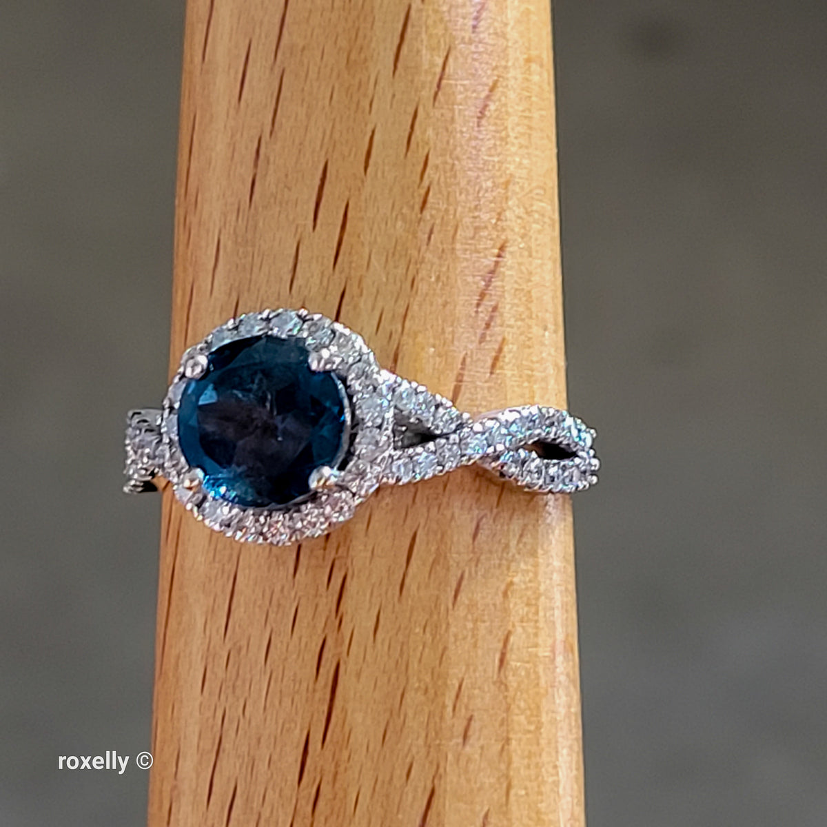 14K White Gold London Blue Topaz & Genuine Diamonds Ring Size 10.5 - Solid Gold