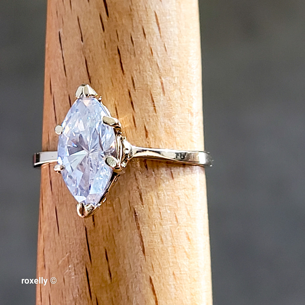 14K Yellow Gold White Cubic Zirconia Cocktail Ring Size 7.5 - Solid Gold