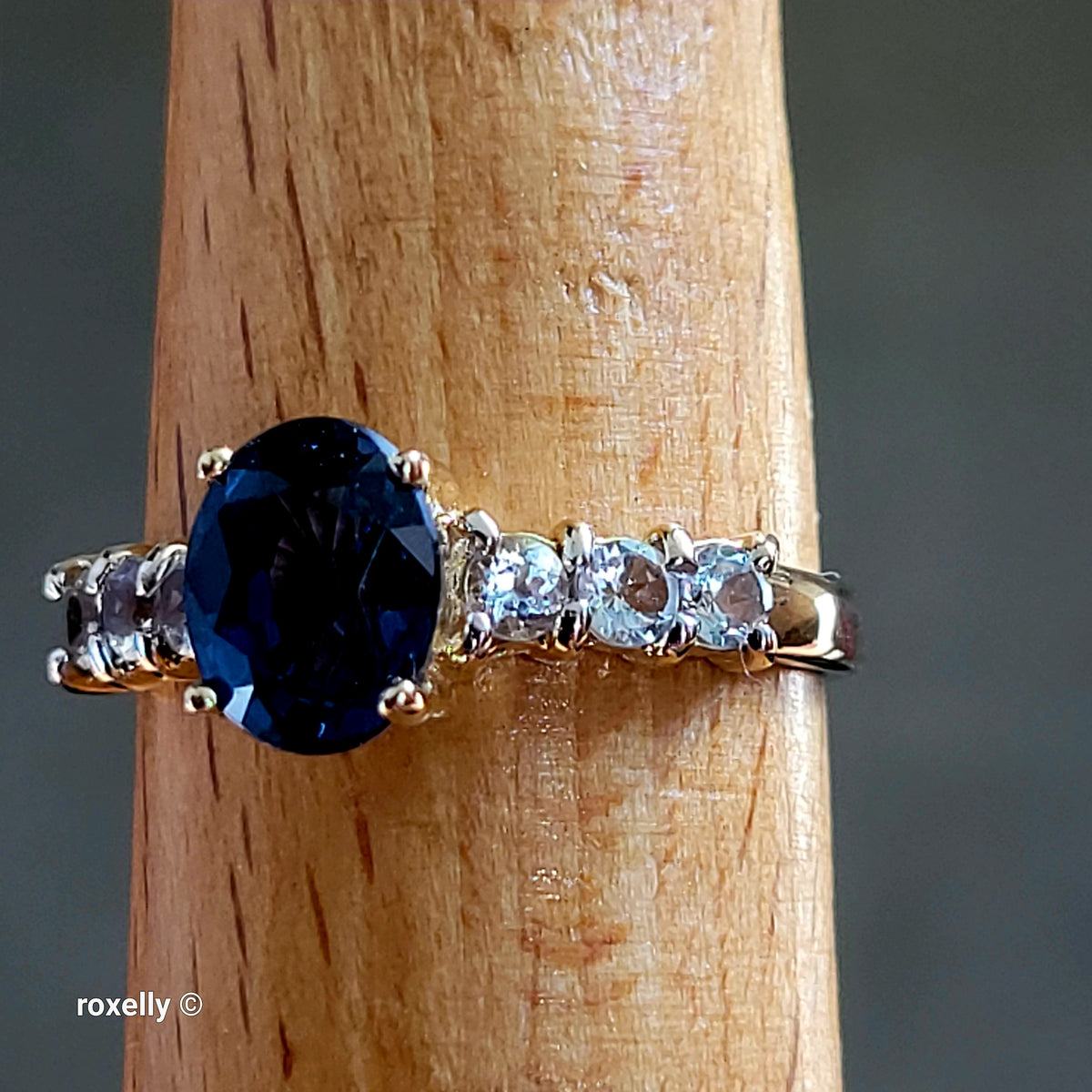 14K Yellow Gold Iolite and White Topaz Gemstones Size 6.75 - Solid Gold