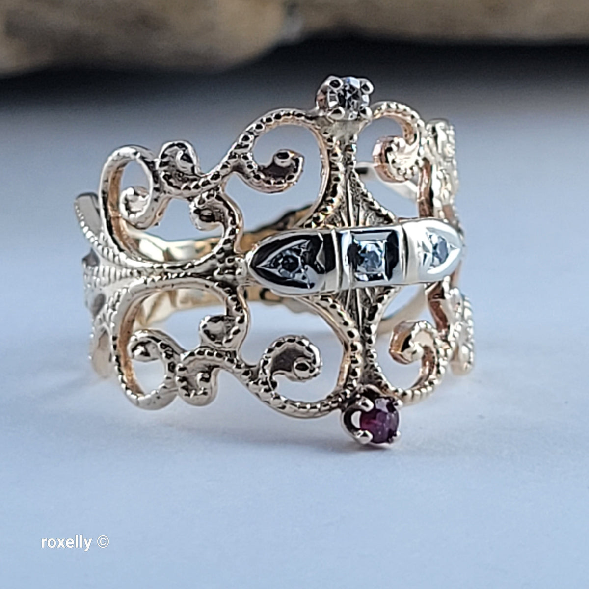 Vintage 14K Yellow Gold Ruby and Genuine Diamonds Filigree Ring Size 5.5 - Solid Gold