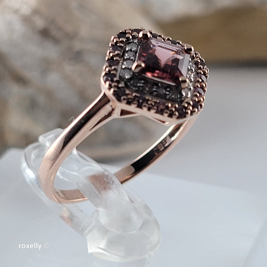 10K Rose Gold Pink Tourmaline and Diamonds Ring Size 6.75 – Solid Gold!