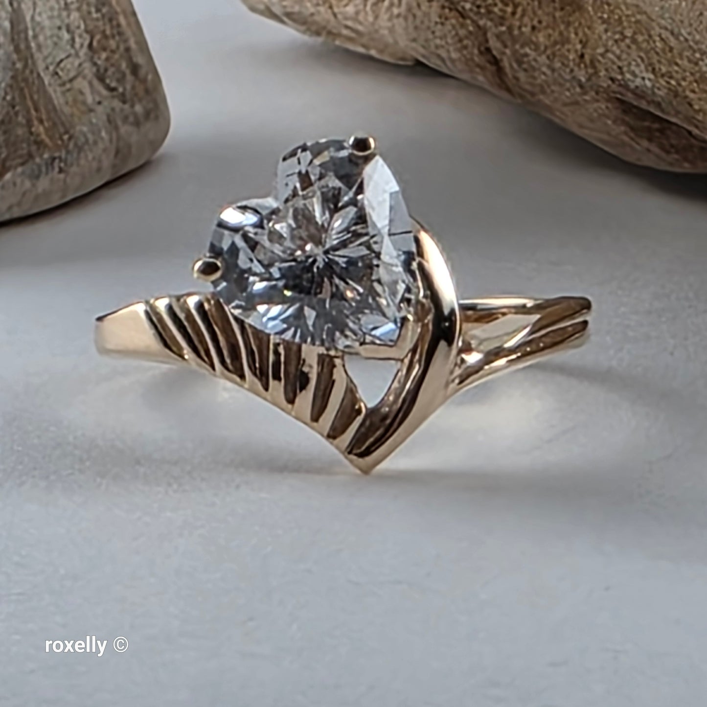 14K Yellow Gold Heart-Shaped Cubic Zirconia Ring Size 7.75, Solid Gold!