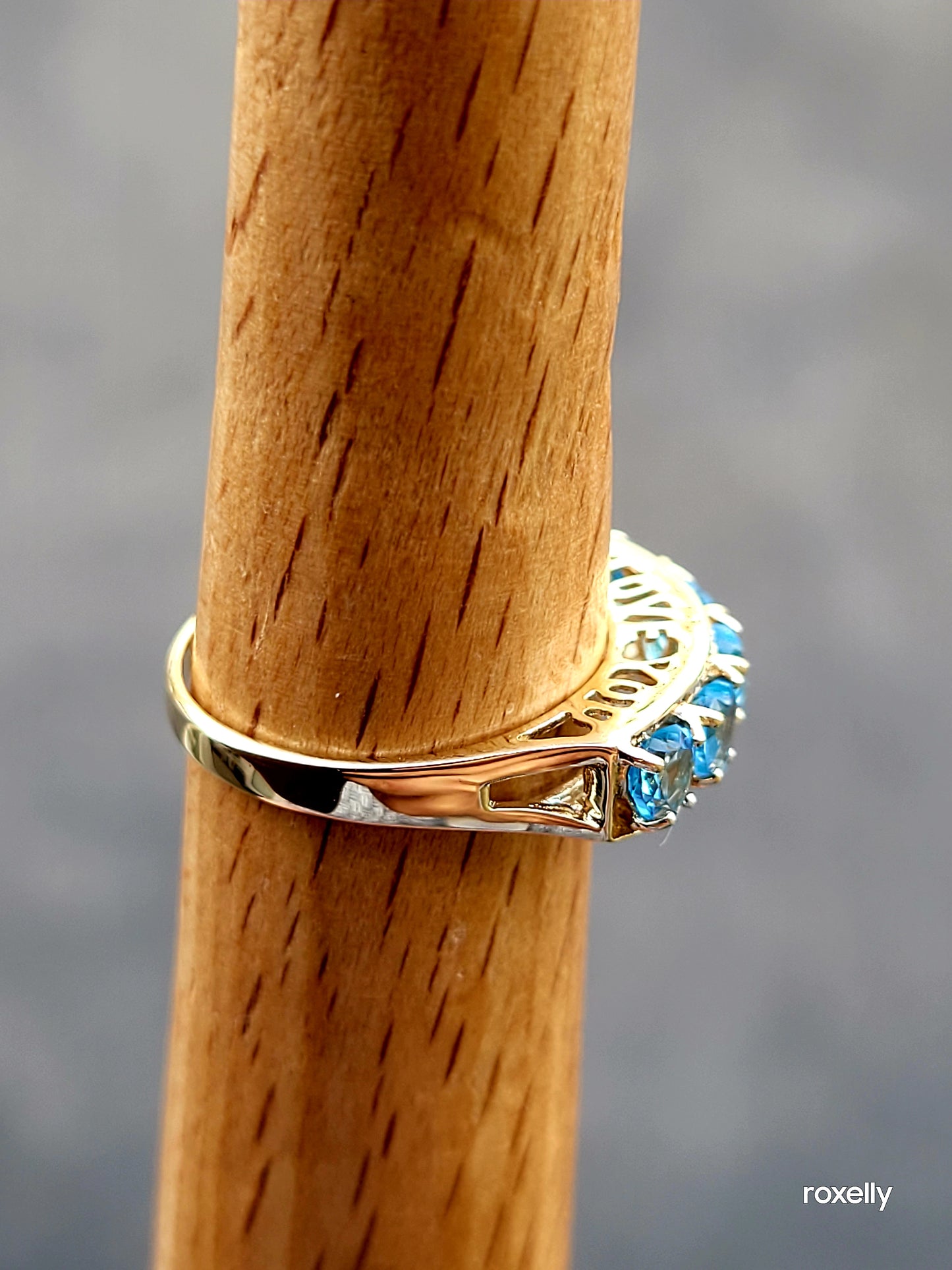 10k Size 6.75Amazing Solid Yellow Gold Blue Topaz “I Love You” Band Ring!