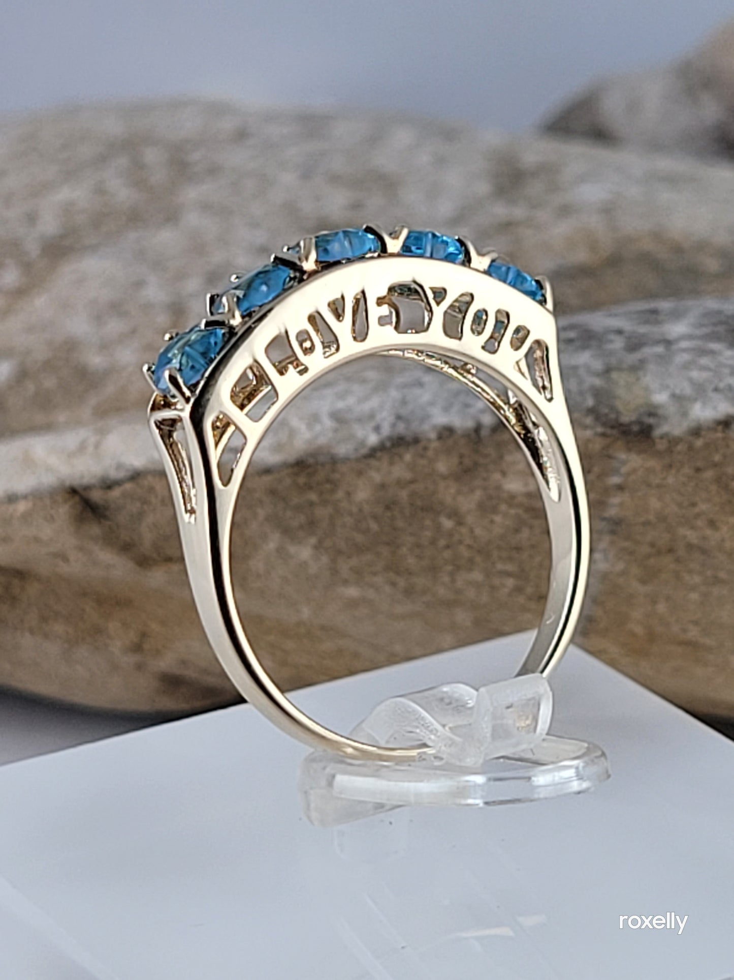 10k Size 6.75Amazing Solid Yellow Gold Blue Topaz “I Love You” Band Ring!