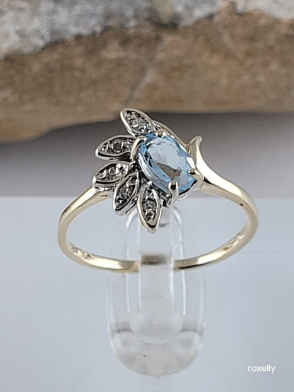 14k Size 6.25 Fancy Solid Yellow Gold Flower-Shaped Aquamarine and Diamond Ring!