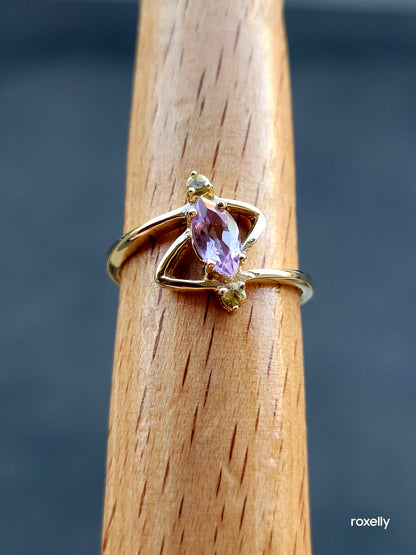 10k Size 8 Lovely Solid Yellow Gold Amethyst and Peridot Ring!