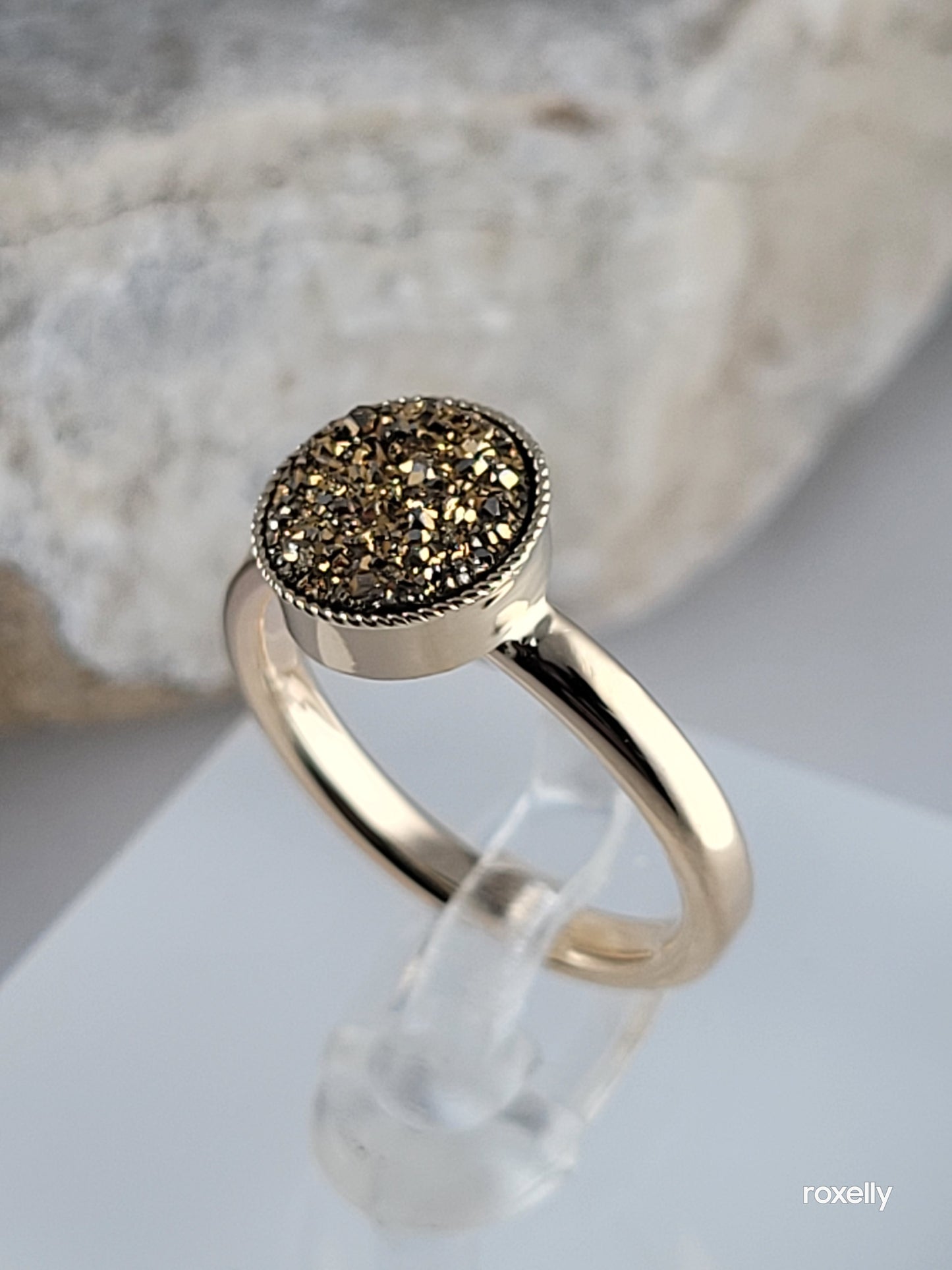 14k Size 5 Vintage Solid Yellow Gold Round Gold-tone Druzy Quartz Ring!