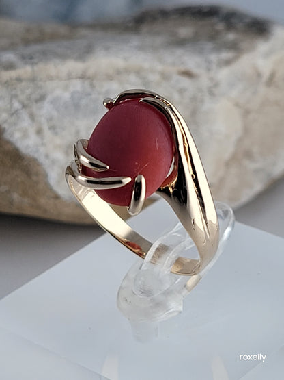 14k Size 8 Amazing Solid Yellow Gold Mate Coral Gemstone Ring!