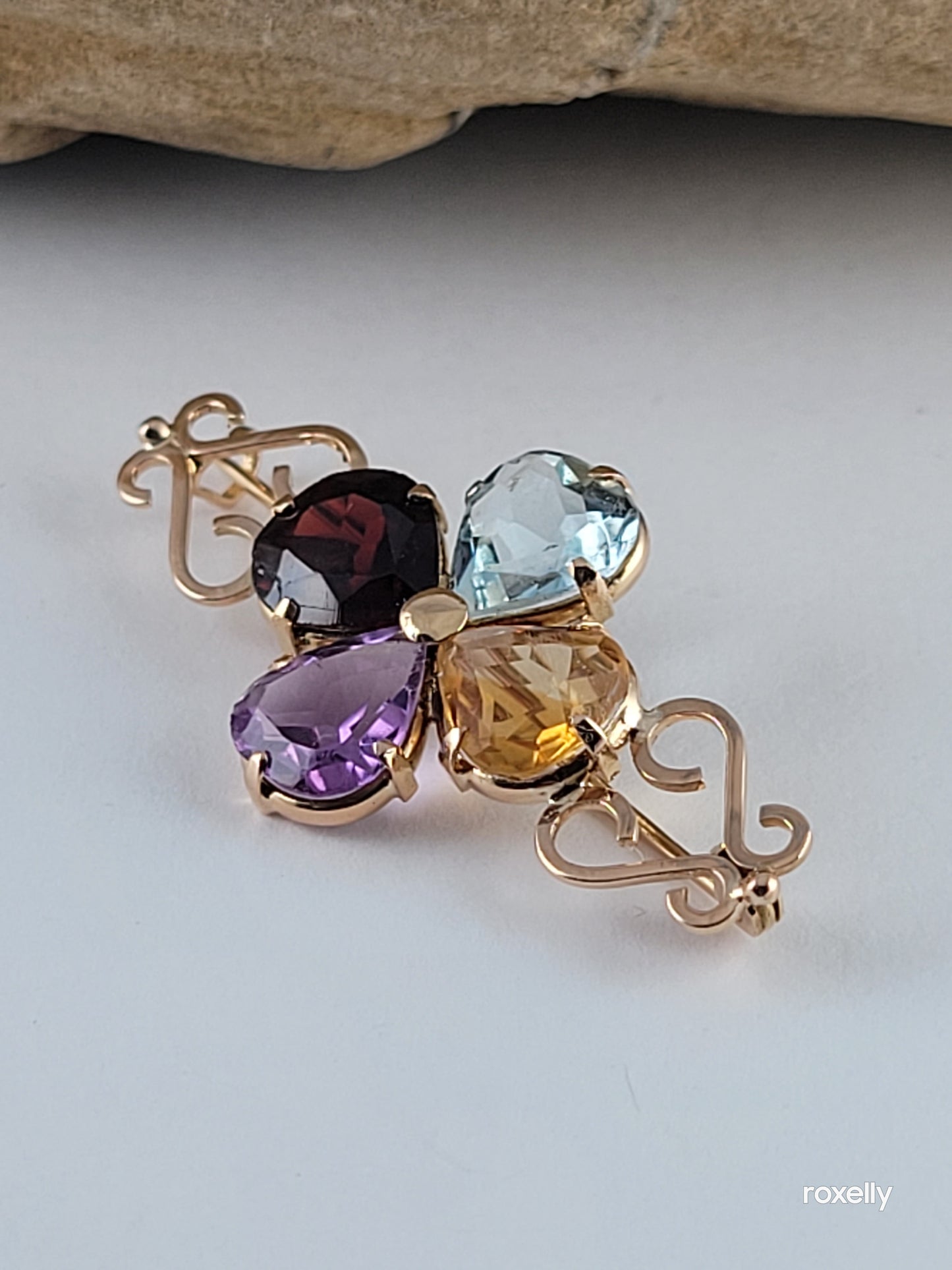 ❤️14k Yellow Gold Pear Shape Multi Stone Clover Flower East West Pin!