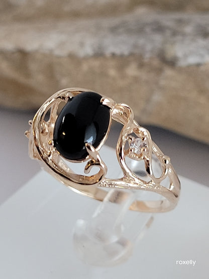 14k Size 6.5 Beautiful Solid Yellow Gold Onyx and Aquamarine Ring