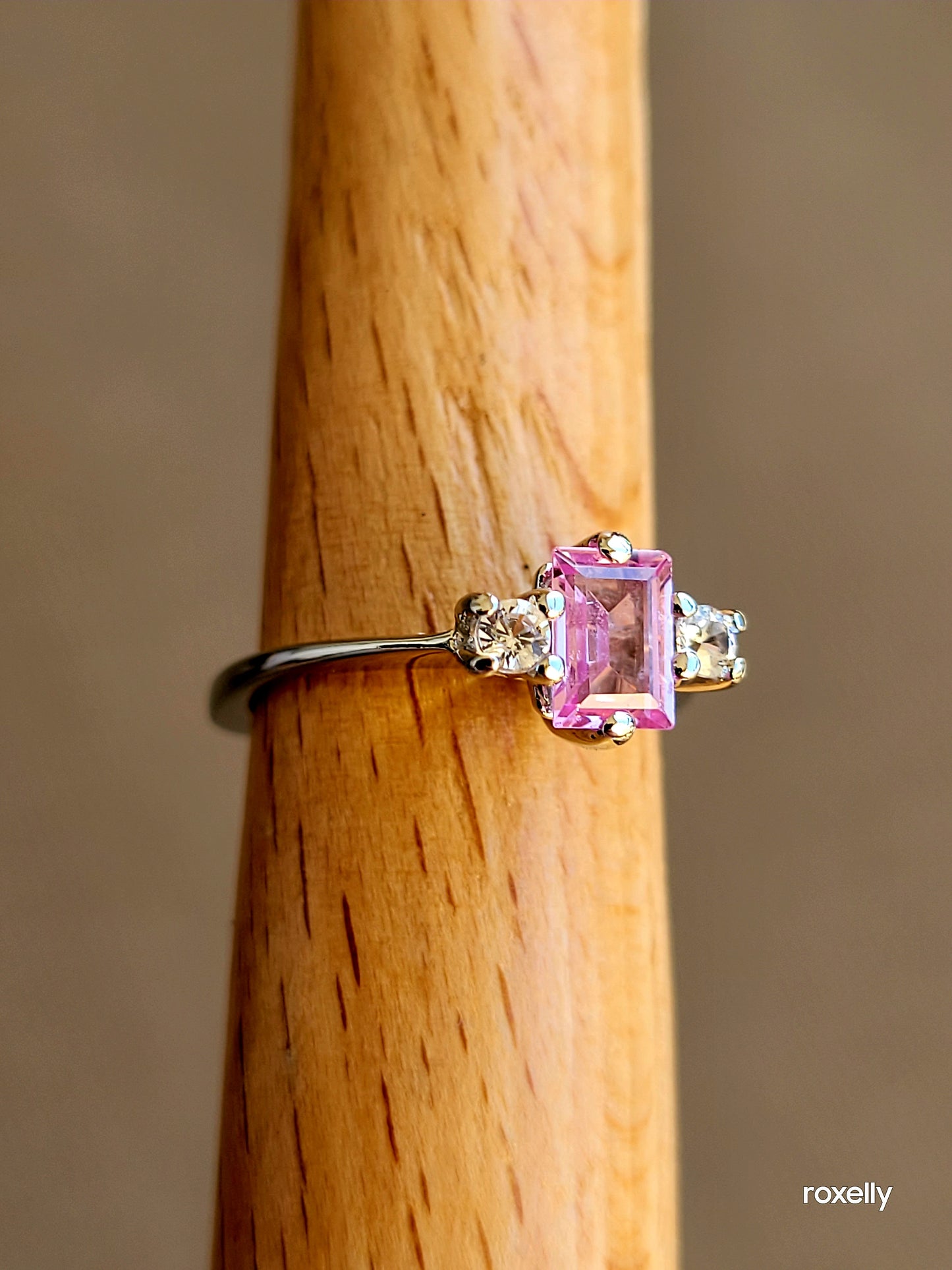 10k Size 4.75 Fancy Solid White Gold Pink Sapphire and White Aquamarine Ring