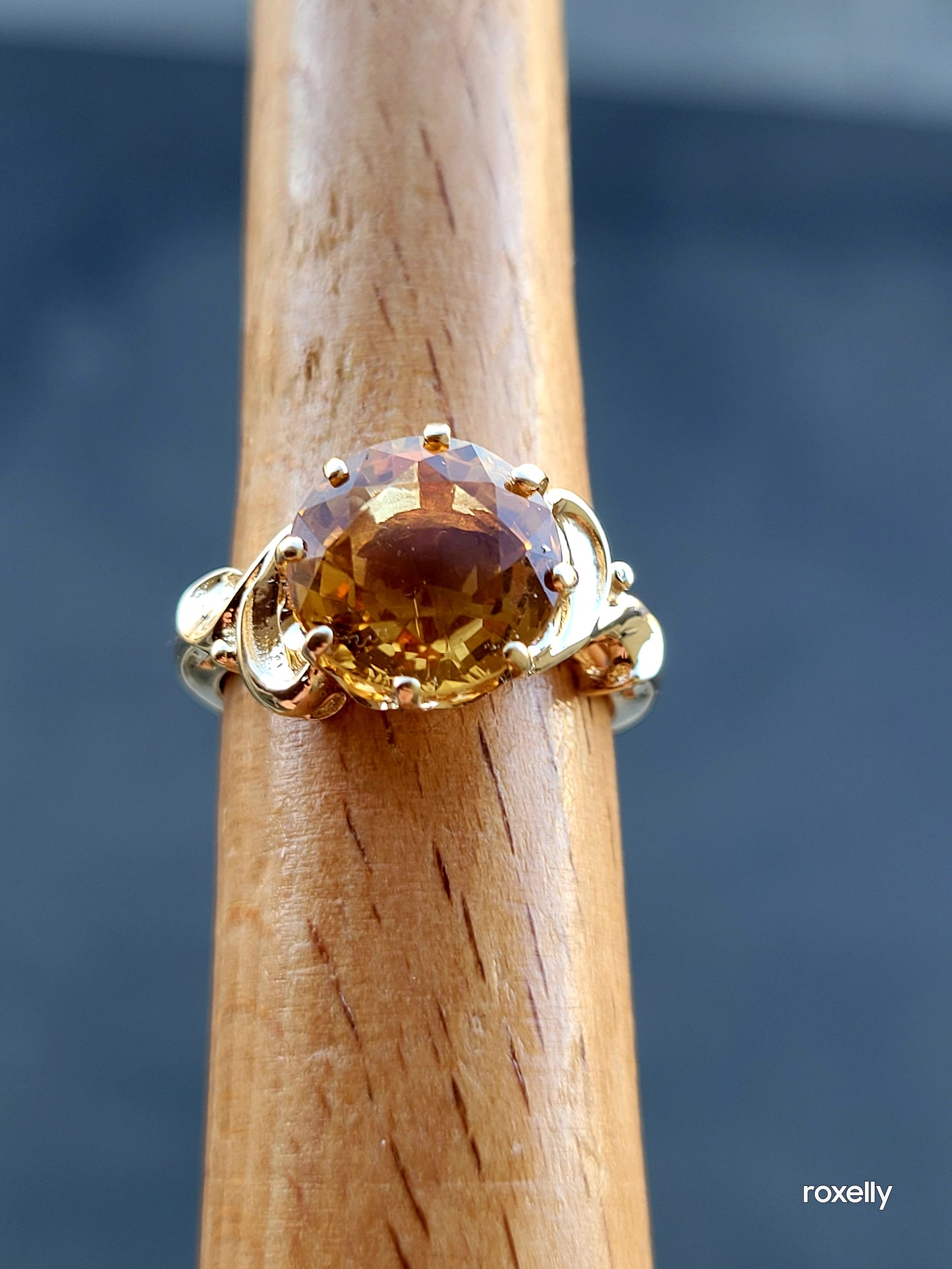 10k Size 6.25 Beautiful Solid Yellow Gold Citrine Gemstone Ring