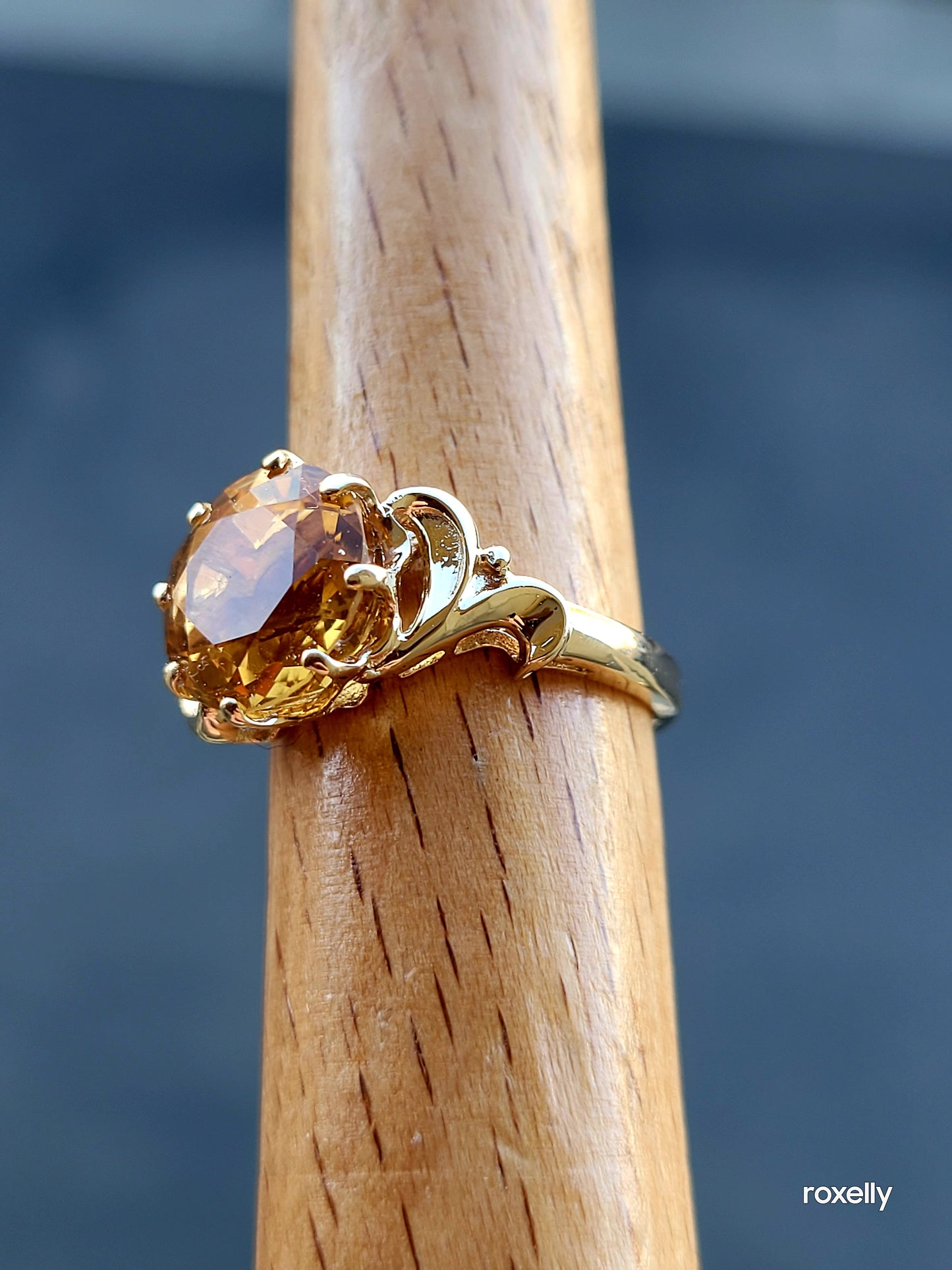 10k Size 6.25 Beautiful Solid Yellow Gold Citrine Gemstone Ring