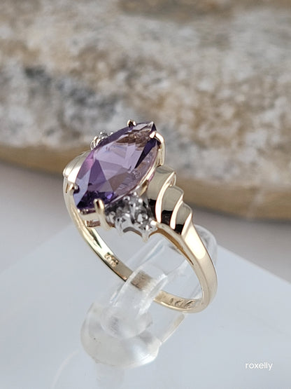 10k Size 6.5 Precious Solid Yellow Gold Amethyst and Genuine Diamond Ring