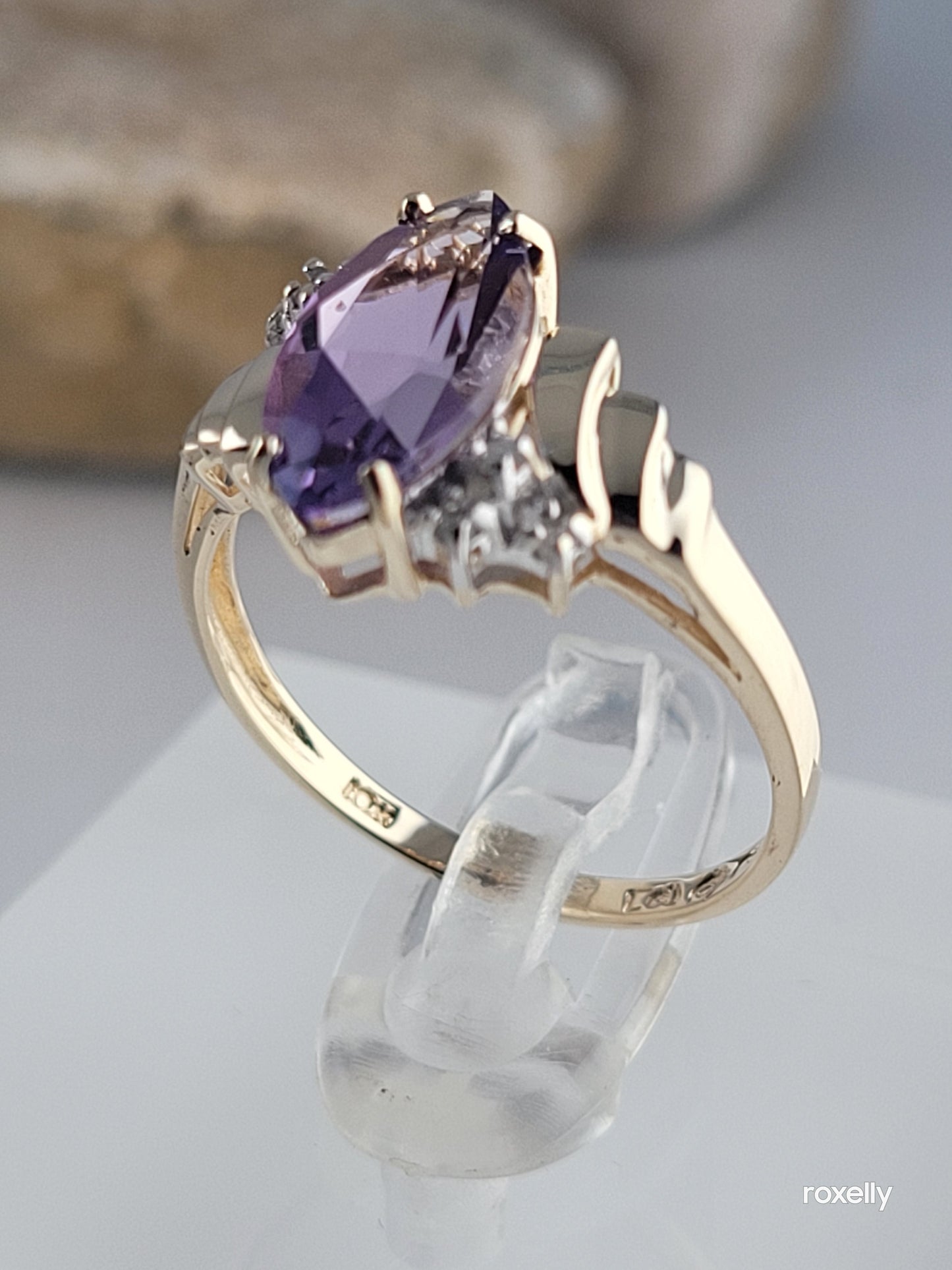 10k Size 6.5 Precious Solid Yellow Gold Amethyst and Genuine Diamond Ring