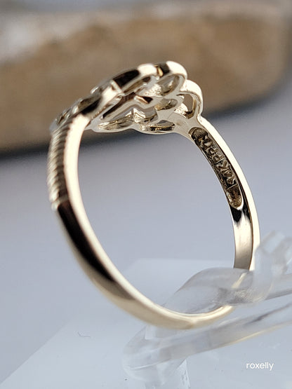 ❤️14k Size 6.5 Lovely Solid Yellow Gold Cocktail Ring!