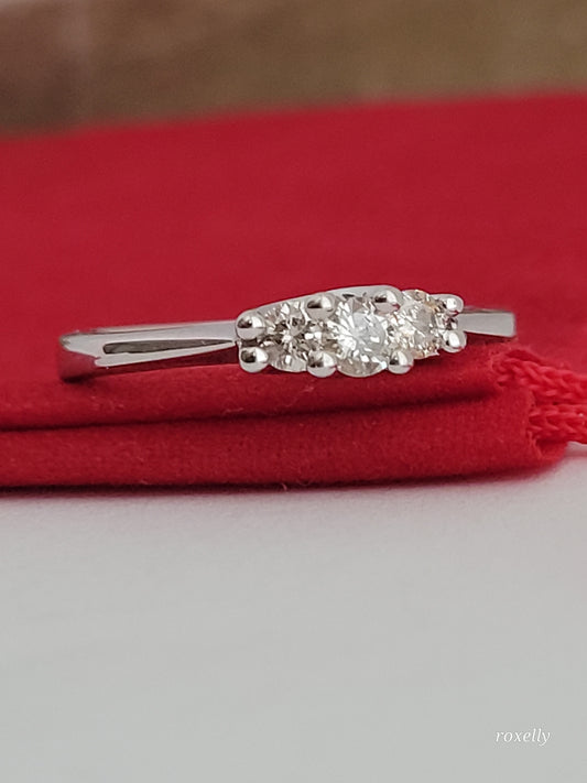 ❤️14k Size 7 Beautiful Solid White Gold Genuine Diamonds Ring!