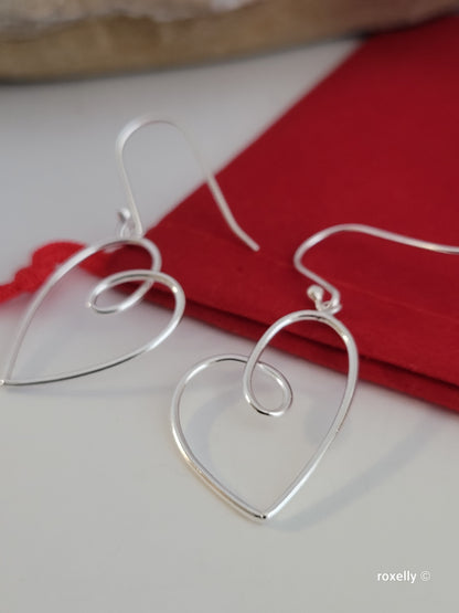 ❤️925 Lovely Sterling Silver Heart-Shaped Earrings!