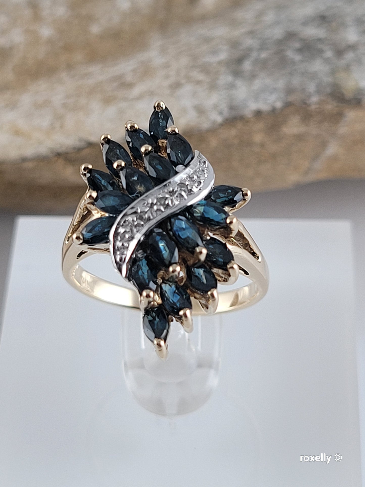 ❤️10k Size 5.75 Precious Solid Yellow Gold Sapphire and Diamond Ring!