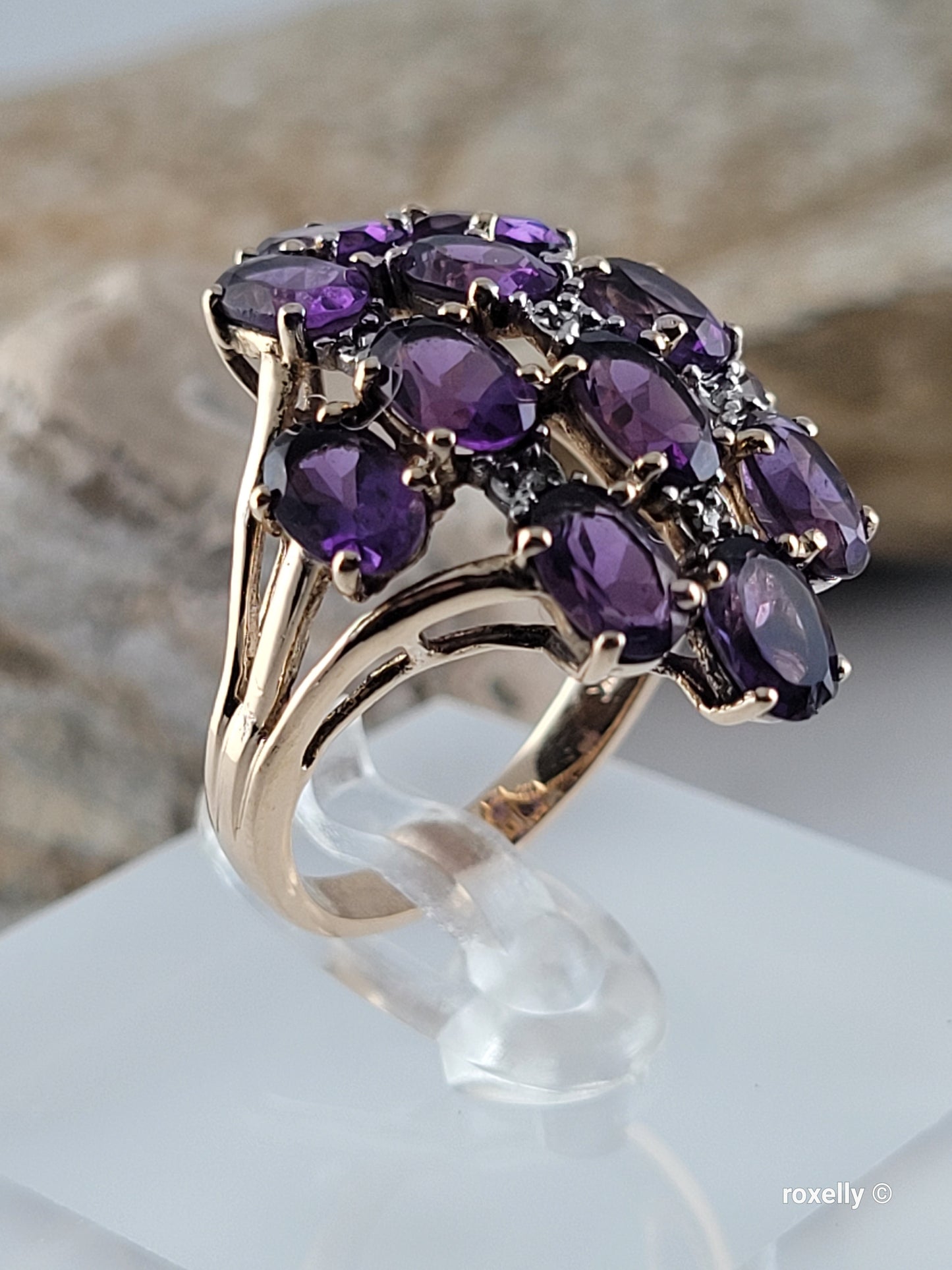 ❤️14k Size 6.75 Gorgeous Solid Yellow Gold Amethyst and Diamond Ring!