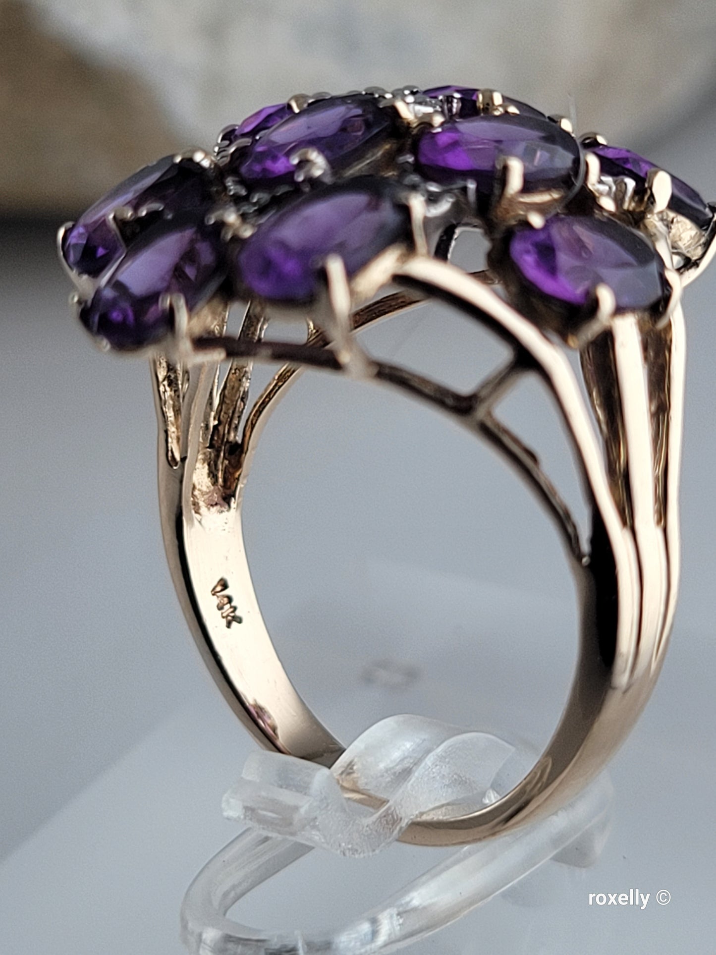 ❤️14k Size 6.75 Gorgeous Solid Yellow Gold Amethyst and Diamond Ring!