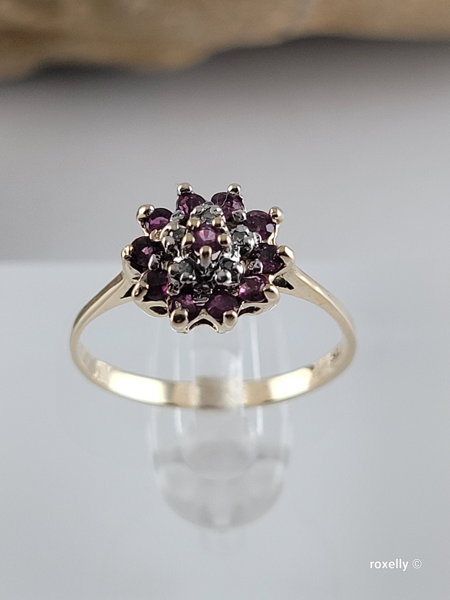 ❤️10k Size 6 Precious Solid Yellow Gold Rubies and Diamond Ring!