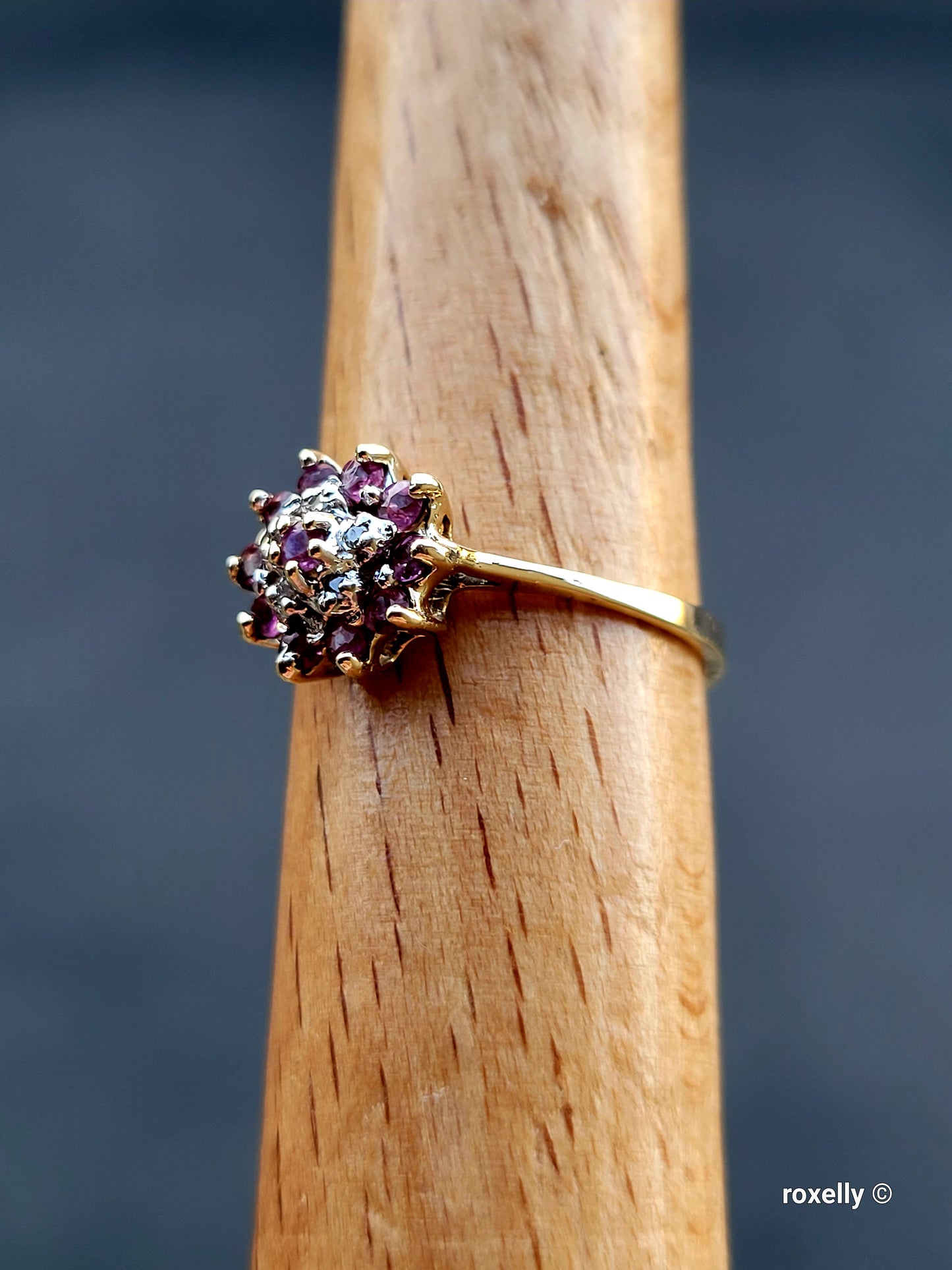 ❤️10k Size 6 Precious Solid Yellow Gold Rubies and Diamond Ring!