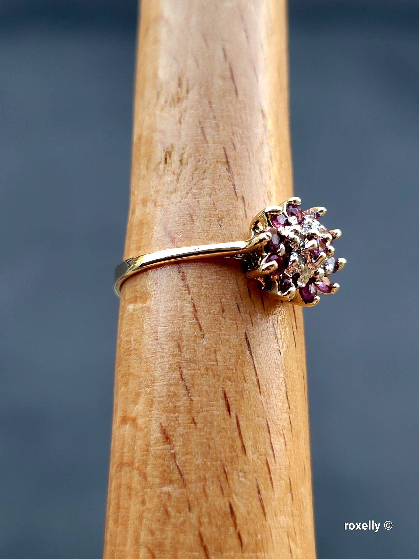 ❤️10k Size 6 Precious Solid Yellow Gold Rubies and Diamond Ring!