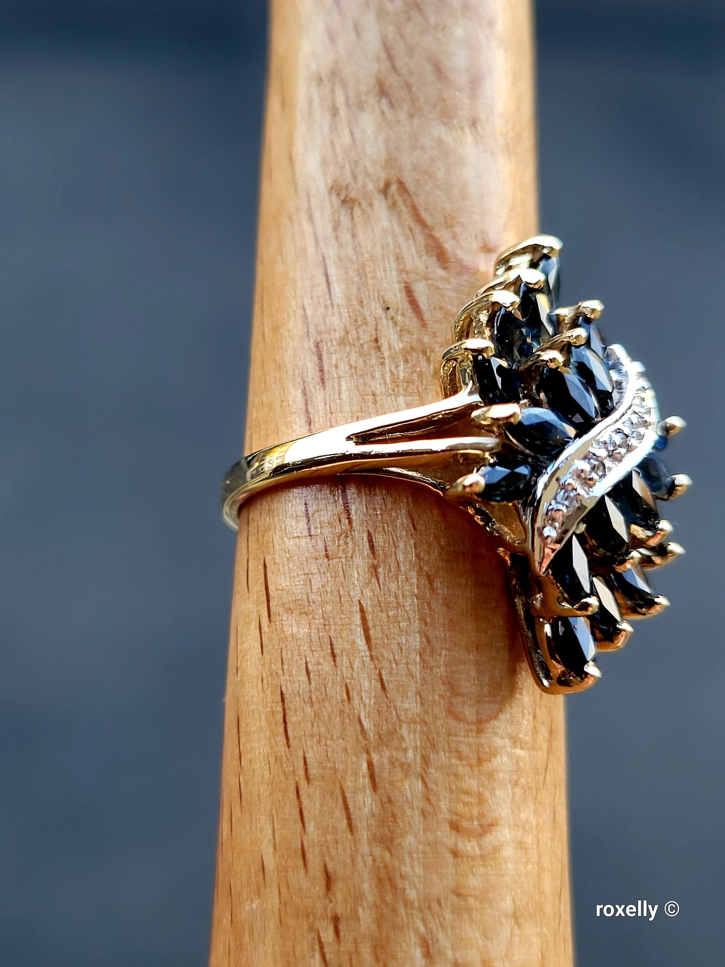 ❤️10k Size 5.75 Precious Solid Yellow Gold Sapphire and Diamond Ring!