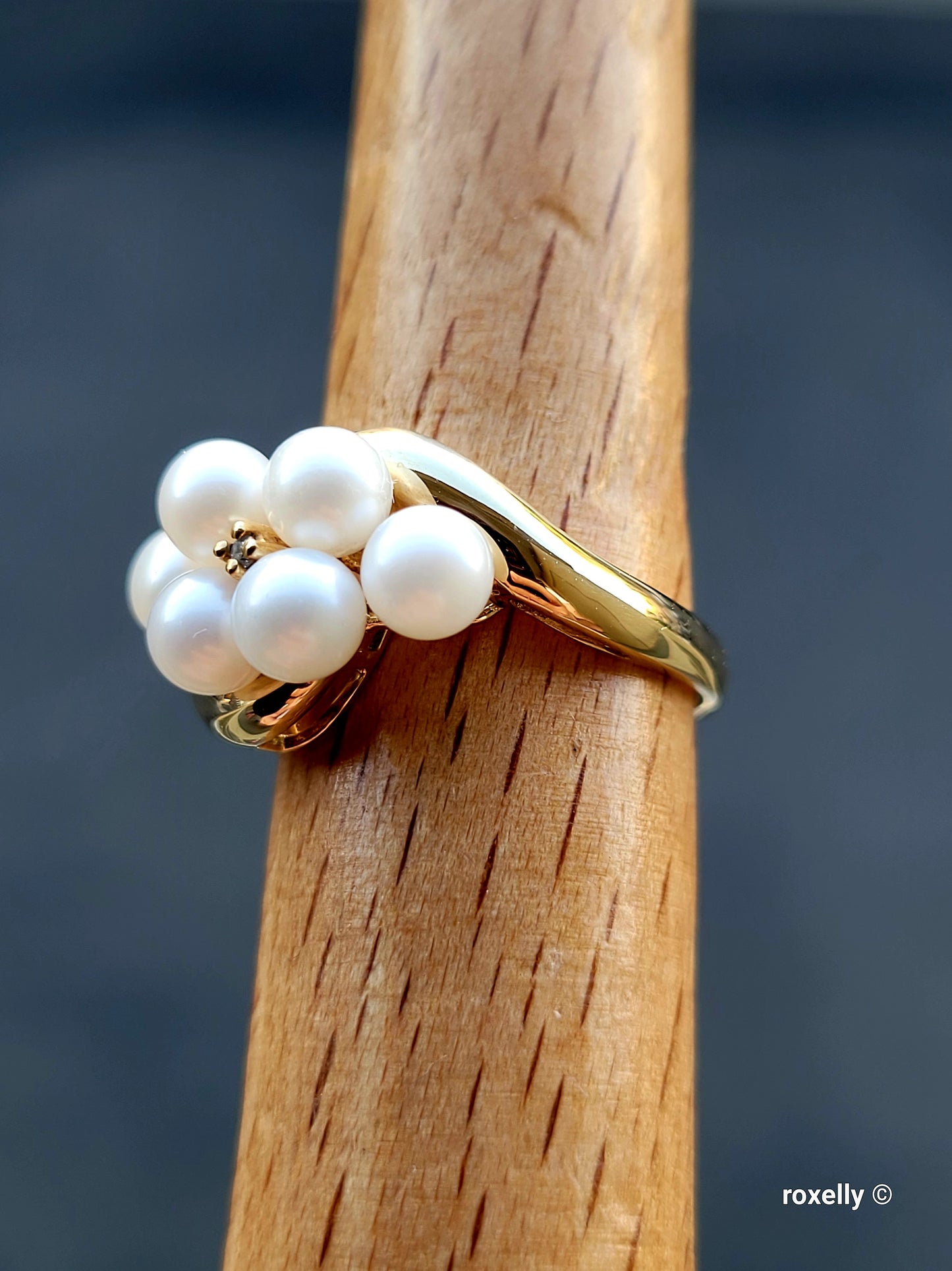 ❤️10k Size 6 Beautiful Solid Yellow Gold Fresh-Water Pearl and Diamond Ring!
