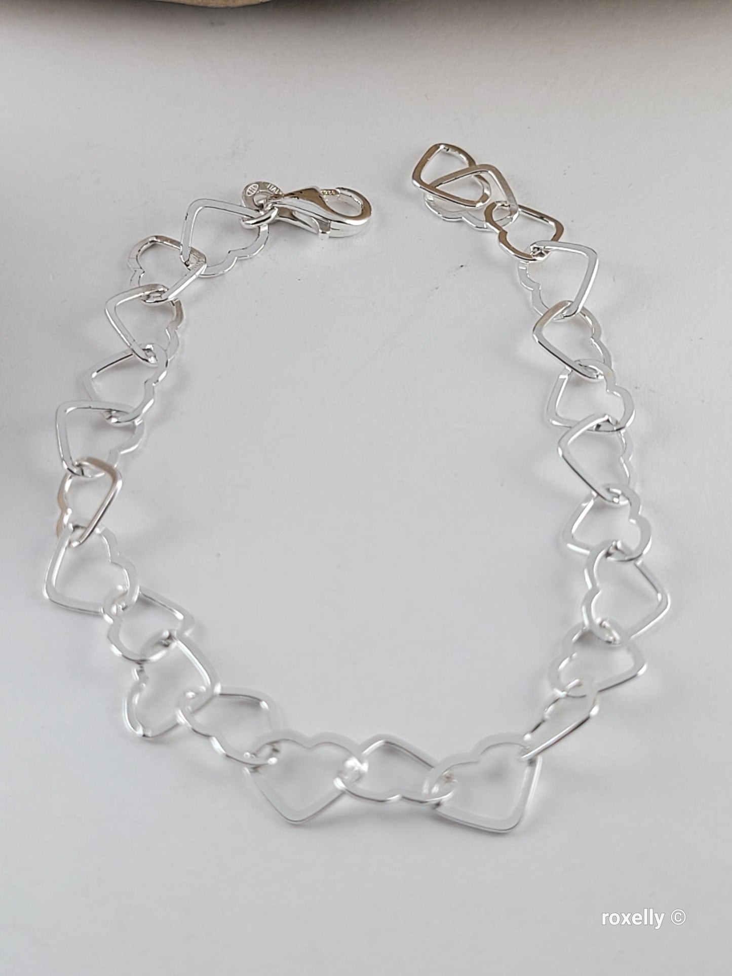 ♥️Sterling Silver Delicate Italian Heart-Shaped Link Bracelet, Beautiful