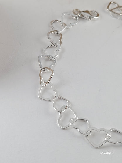 ♥️Sterling Silver Delicate Italian Heart-Shaped Link Bracelet, Beautiful