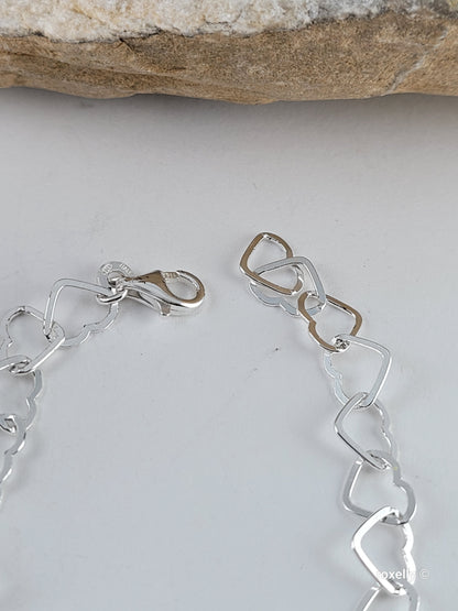 ♥️Sterling Silver Delicate Italian Heart-Shaped Link Bracelet, Beautiful