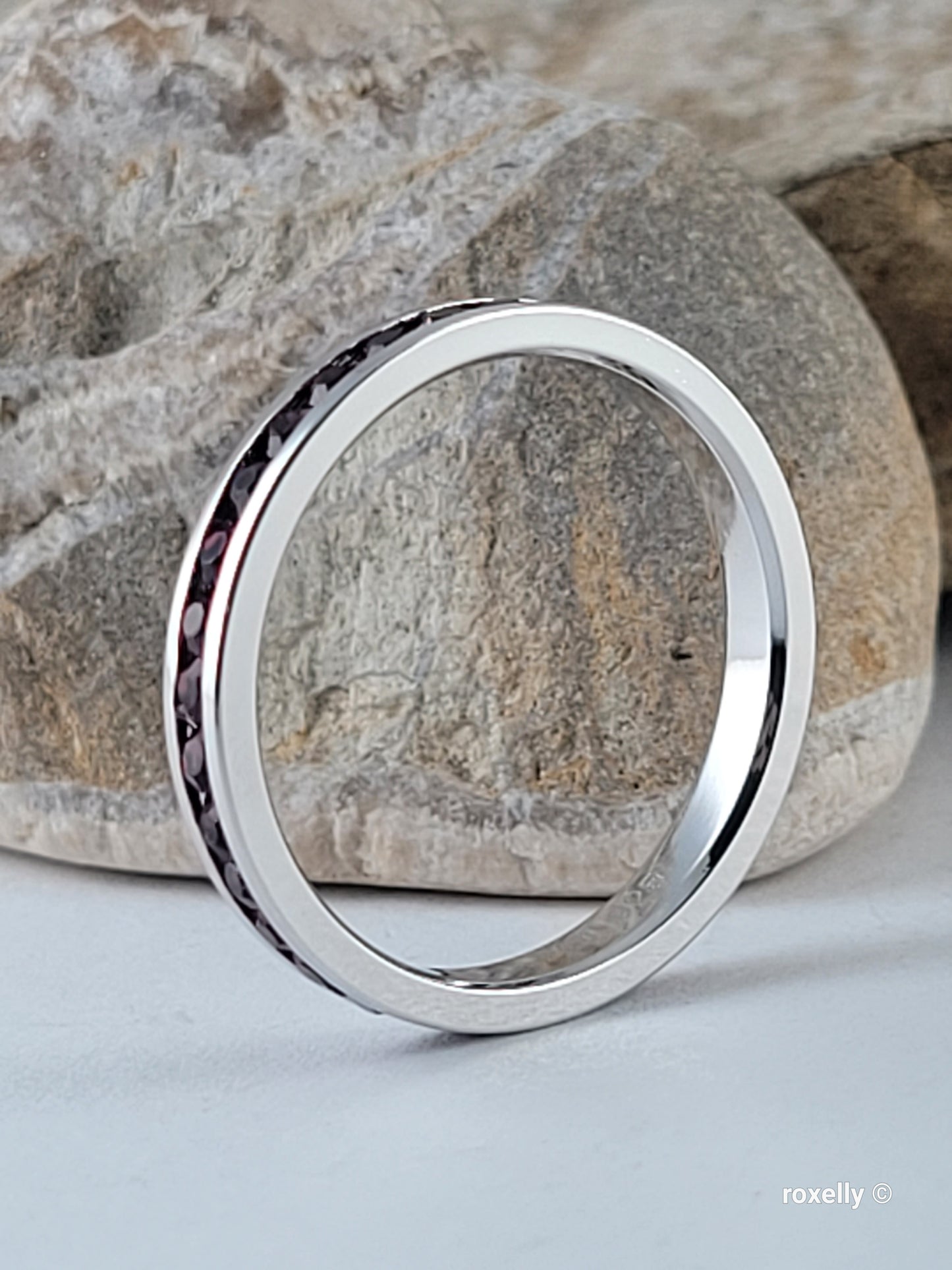 ♥️Size 8.75 Sterling Silver Swarovsky Crystal Garnet Ring!