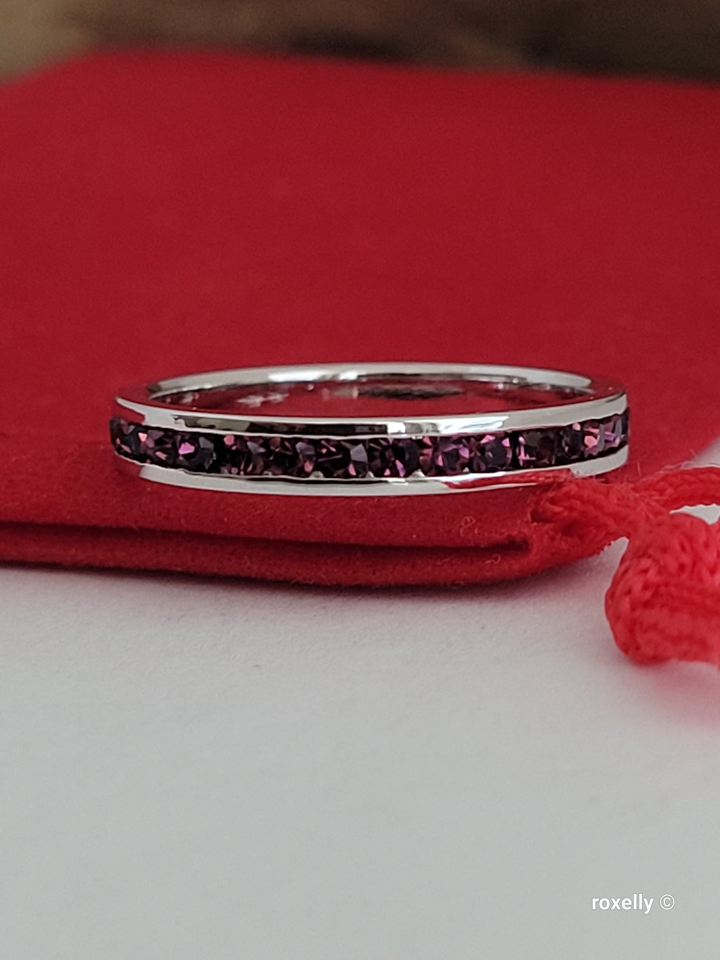 ♥️Size 8.75 Sterling Silver Swarovsky Crystal Garnet Ring!