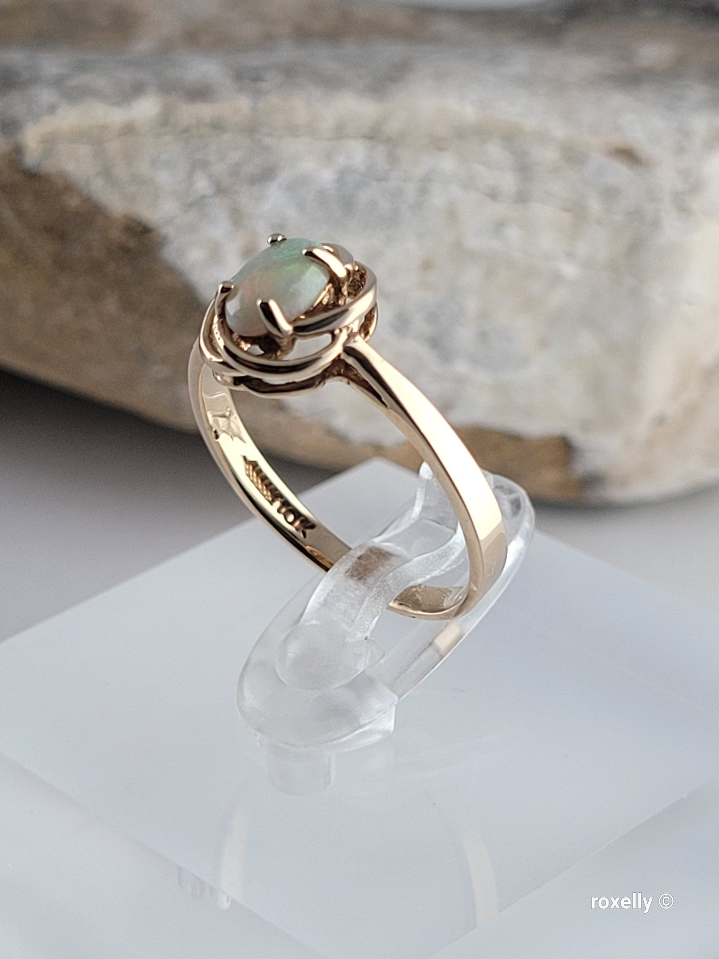 ❤️10k Size 6.25 Precious Solid Yellow Gold Fire Opal Ring!