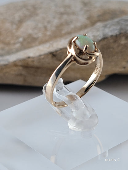 ❤️10k Size 6.25 Precious Solid Yellow Gold Fire Opal Ring!