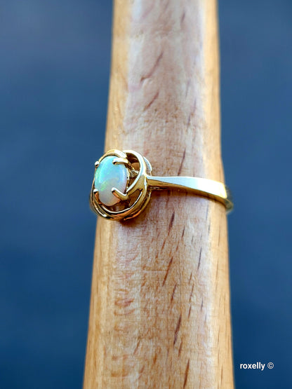 ❤️10k Size 6.25 Precious Solid Yellow Gold Fire Opal Ring!
