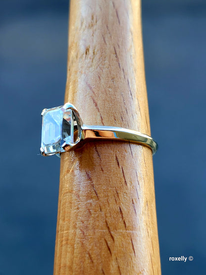 ❤️14k Size 6.75 Beautiful Solid White Topaz Ring!