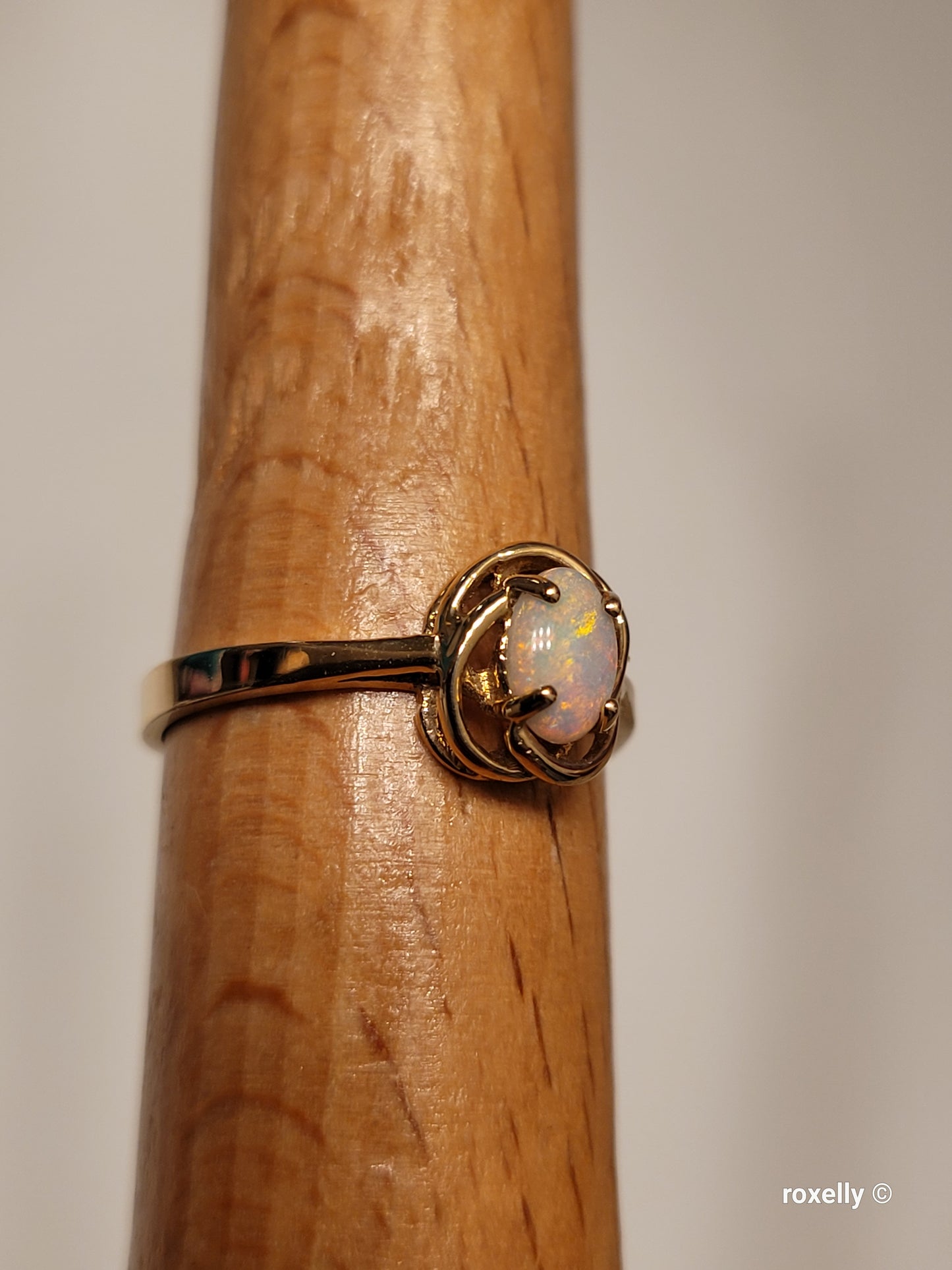 ❤️10k Size 6.25 Precious Solid Yellow Gold Fire Opal Ring!