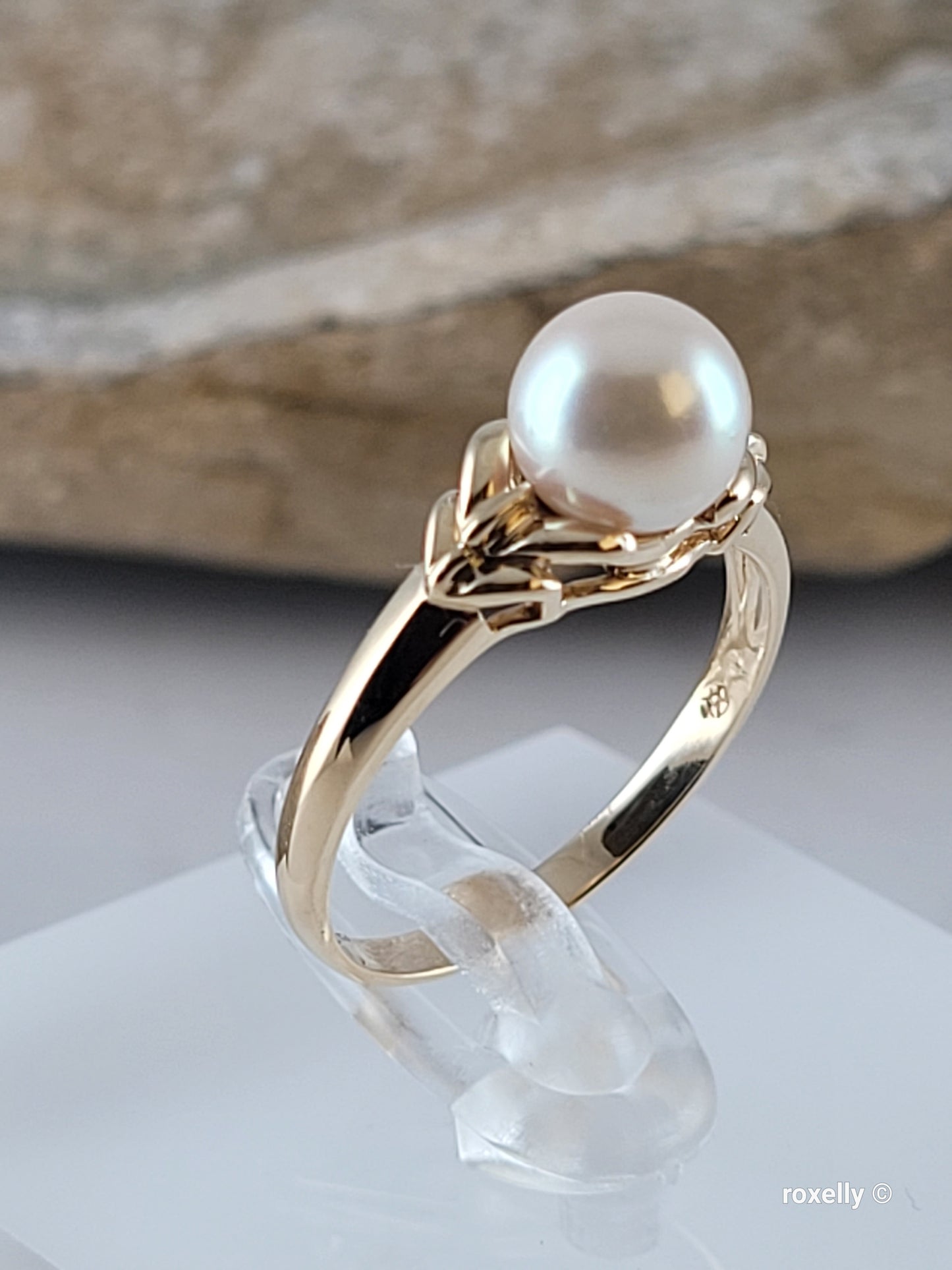 ❤️14k Size 6.75 Precious Solid Yellow Fresh-Water Pearl Ring!