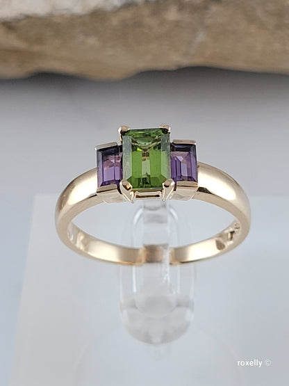 ❤️10k Size 9.75 Beautiful Solid Yellow Gold Peridot and Amethyst Ring!