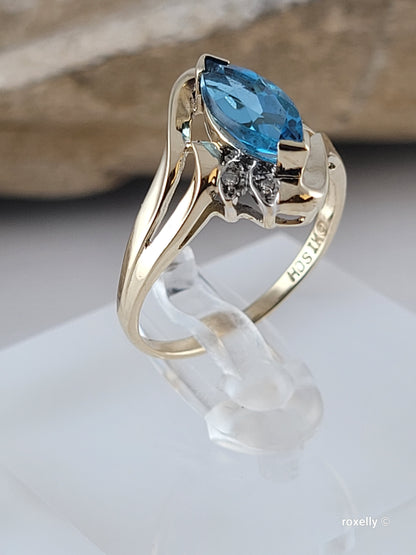 ❤️10k Size 6.75 Beautiful Solid Yellow Gold Blue Topaz and Diamond Ring!