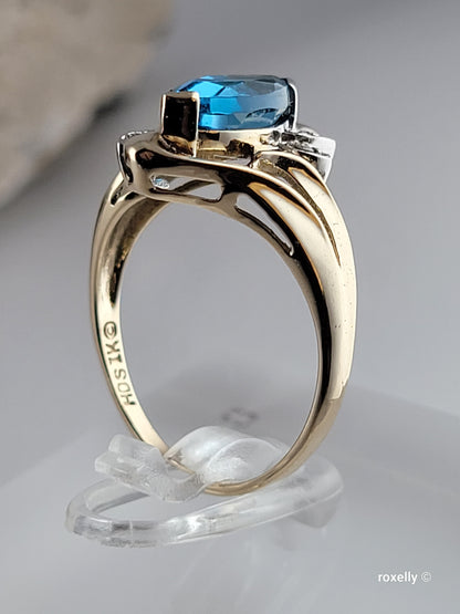 ❤️10k Size 6.75 Beautiful Solid Yellow Gold Blue Topaz and Diamond Ring!