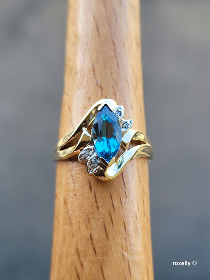 ❤️10k Size 6.75 Beautiful Solid Yellow Gold Blue Topaz and Diamond Ring!