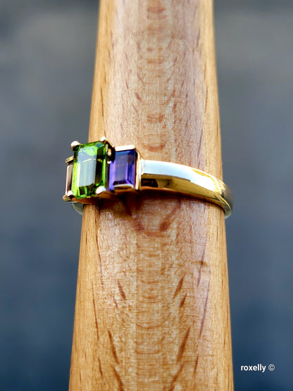 ❤️10k Size 9.75 Beautiful Solid Yellow Gold Peridot and Amethyst Ring!